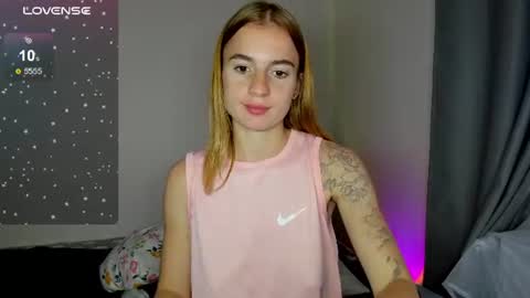 Snapshot of stacey_brow chatting on 07.14.26 stacey online show from 07.14.26