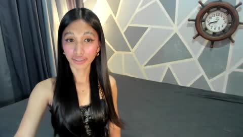 Snapshot of staceycummer chatting on 02.24.25 staceycummer online show from 02.24.25