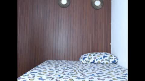 staceythekat online show from 12.17.25