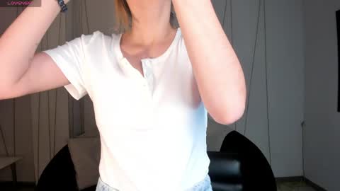 Stacy Woods online show from 05.16.26