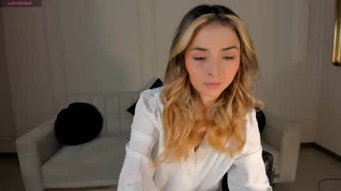 Stacy Woods online show from 05.28.26