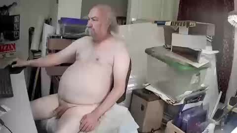 Snapshot of stache169 chatting on 10.16.25 stache169 online show from 10.16.25