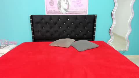 Snapshot of stacy_bloom10 chatting on 01.08.25 stacy_bloom10 online show from 01.08.25