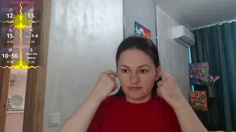 Snapshot of stacy_davise chatting on 05.14.26 STACY online show from 05.14.26