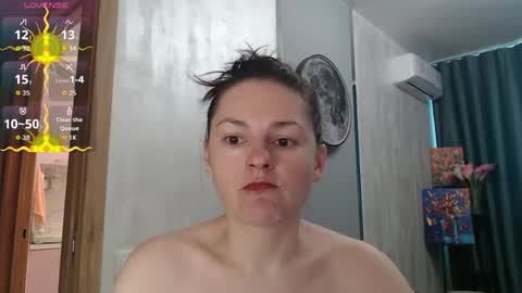 Snapshot of stacy_davise chatting on 05.25.26 STACY online show from 05.25.26