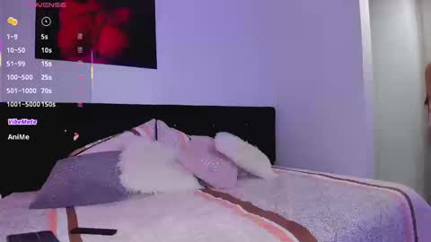 TWstacymalibu110 online show from 09.13.25