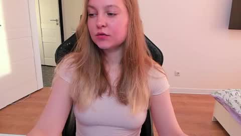 Snapshot of stacy_miraclee chatting on 05.23.26 Stacy online show from 05.23.26