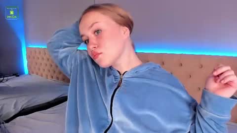 Snapshot of stacy_moorexx chatting on 06.29.26 STACY online show from 06.29.26