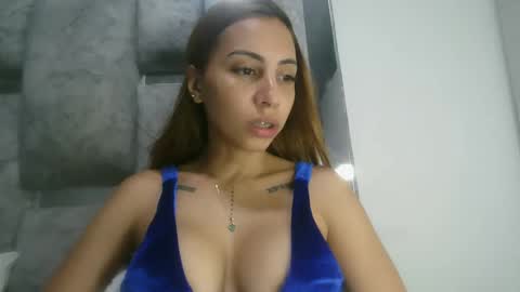 Stacy Queen online show from 02.06.26