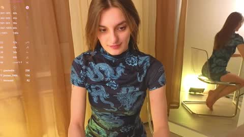 Sexy lips online show from 01.19.25