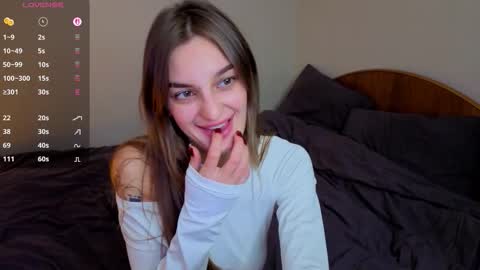 Sexy lips online show from 10.24.25