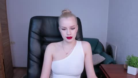 Snapshot of stacy_western chatting on 02.12.26 Stacy Western online show from 02.12.26