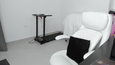 Zulma Yisset online show from 11.06.25