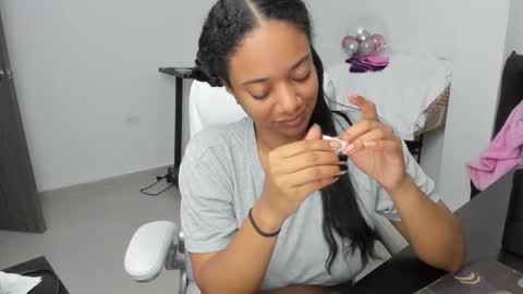 Zulma Yisset online show from 12.14.25