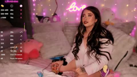 StacyCakes online show from 10.11.25