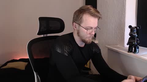 Snapshot of stan_lust chatting on 01.11.26 StanLust online show from 01.11.26