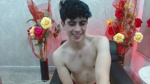 Snapshot of star_boyx chatting on 03.10.25 star_boyx online show from 03.10.25
