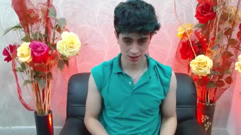 Snapshot of star_boyx chatting on 03.11.25 star_boyx online show from 03.11.25