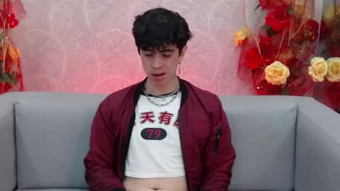 Snapshot of star_boyx chatting on 09.08.25 star_boyx online show from 09.08.25