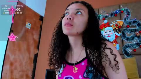 Snapshot of star_of_sea_ chatting on 12.27.24 Estrella online show from 12.27.24