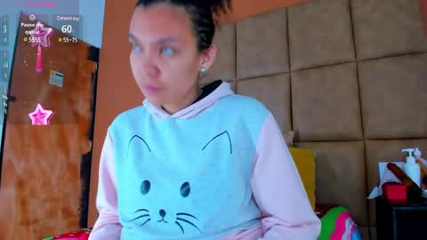 Snapshot of star_of_sea_ chatting on 01.16.25 Estrella online show from 01.16.25