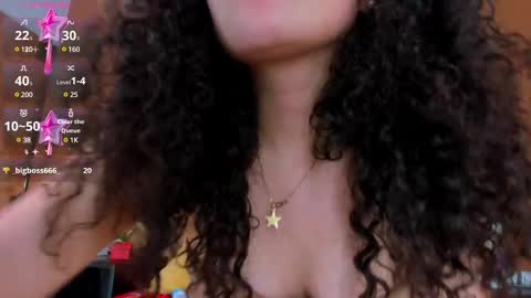 Snapshot of star_of_sea_ chatting on 01.24.25 Estrella online show from 01.24.25