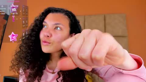 Snapshot of star_of_sea_ chatting on 01.27.25 Estrella online show from 01.27.25