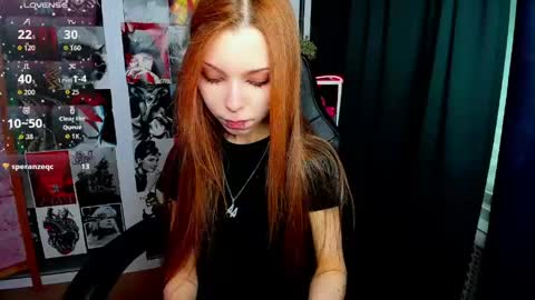Snapshot of star_tarra chatting on 05.19.26 Tarra online show from 05.19.26