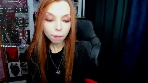 Snapshot of star_tarra chatting on 05.20.26 Tarra online show from 05.20.26