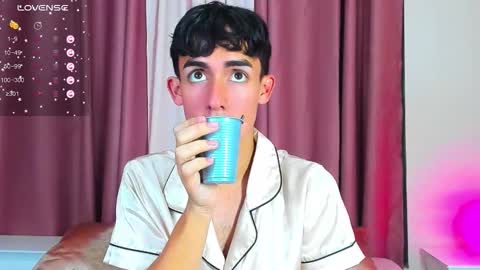 Snapshot of starboyy_77 chatting on 01.09.26 Ethan online show from 01.09.26