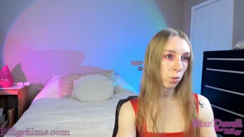 Snapshot of starduvall chatting on 02.11.25 Star Deluge online show from 02.11.25