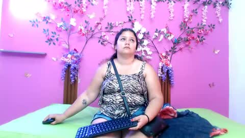 Snapshot of starfishanal21 chatting on 05.03.26 alejandra online show from 05.03.26