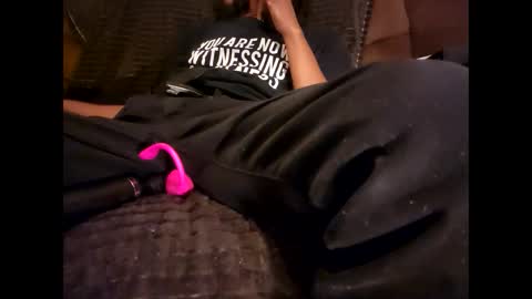 BAD BOY STAR online show from 02.13.25