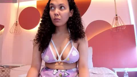 Snapshot of starkjoness chatting on 09.14.25 Stark Jones online show from 09.14.25