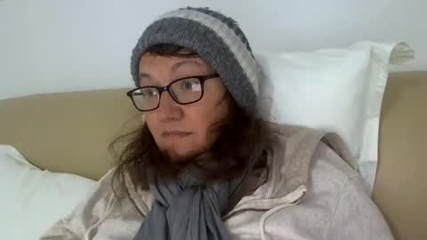 Snapshot of starlagurl chatting on 01.19.25 starlagurl online show from 01.19.25