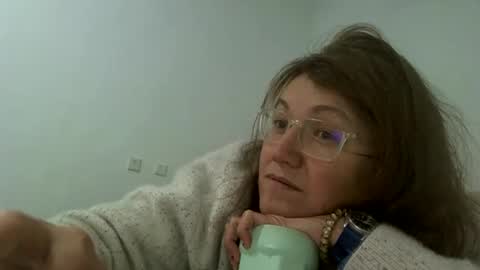 Snapshot of starlagurl chatting on 02.06.25 starlagurl online show from 02.06.25
