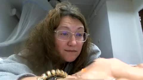Snapshot of starlagurl chatting on 03.04.25 starlagurl online show from 03.04.25