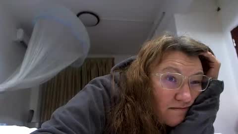 Snapshot of starlagurl chatting on 03.12.25 starlagurl online show from 03.12.25