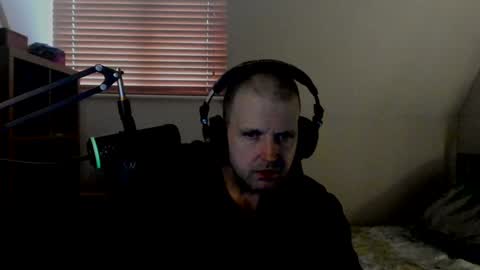 Adam online show from 02.08.25