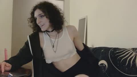 Snapshot of starry_soul chatting on 02.04.26 Evan online show from 02.04.26