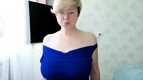 Snapshot of stasya_07 chatting on 05.25.26 Stasya online show from 05.25.26