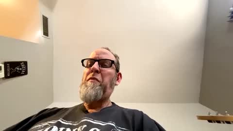 Snapshot of steel259373 chatting on 10.04.25 steel259373 online show from 10.04.25