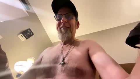 Snapshot of steel259373 chatting on 10.08.25 steel259373 online show from 10.08.25