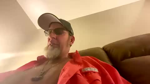 Snapshot of steel259373 chatting on 10.14.25 steel259373 online show from 10.14.25