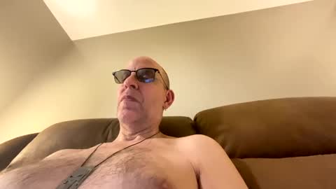 Snapshot of steel259373 chatting on 06.11.26 steel259373 online show from 06.11.26