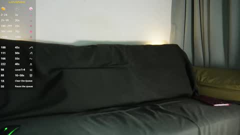 Snapshot of steevemuscle chatting on 02.22.26 Steeve online show from 02.22.26