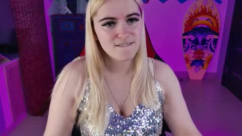 stef_nicks online show from 11.07.25