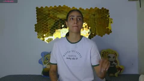 Snapshot of stefa_fit chatting on 06.21.26 Karla online show from 06.21.26