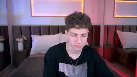 Snapshot of stefanbev chatting on 02.07.26 Esrefan online show from 02.07.26