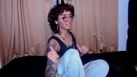 Stefania  online show from 10.17.25